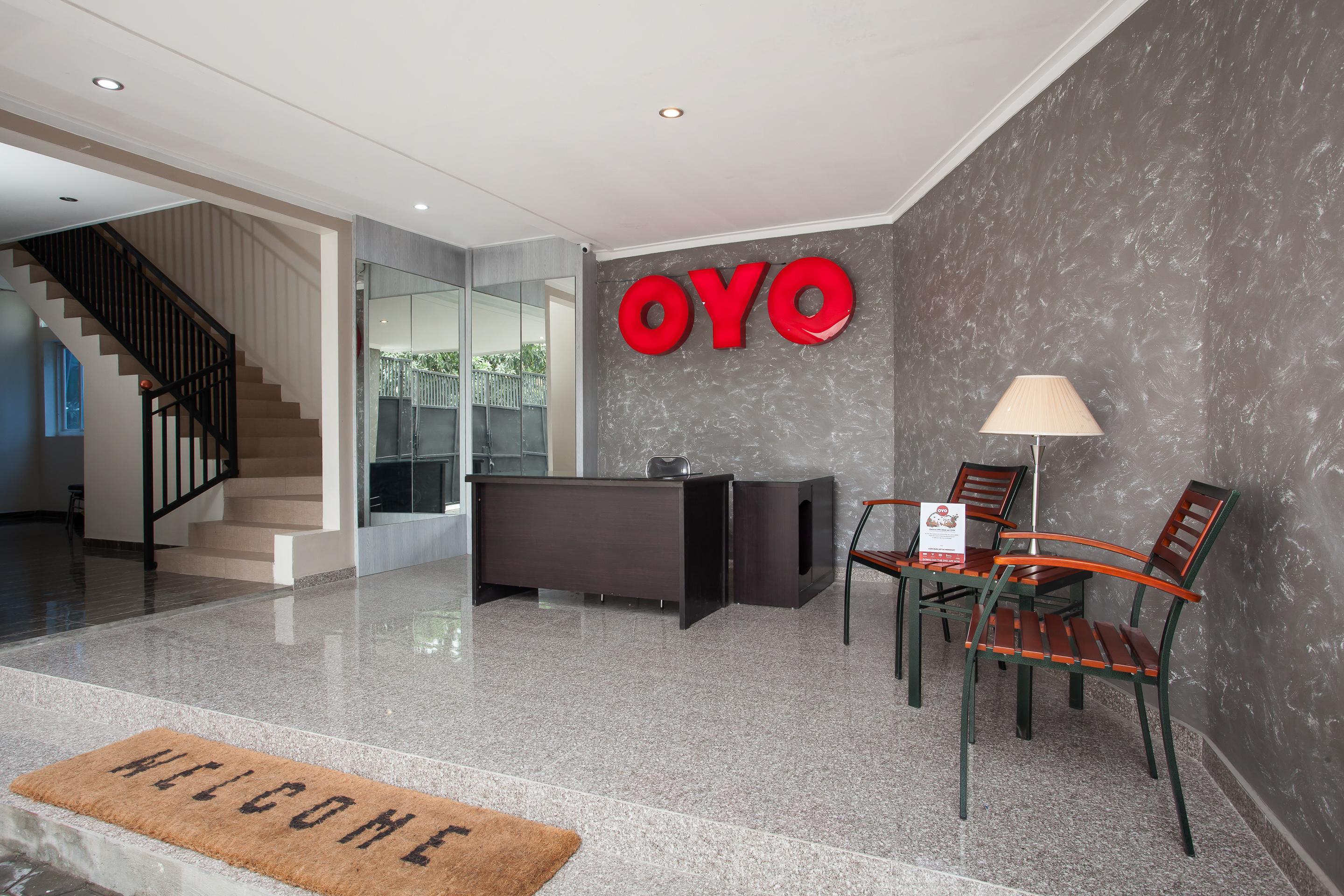 Super Oyo Capital O 134 Lg Residence Surabaia Exterior foto