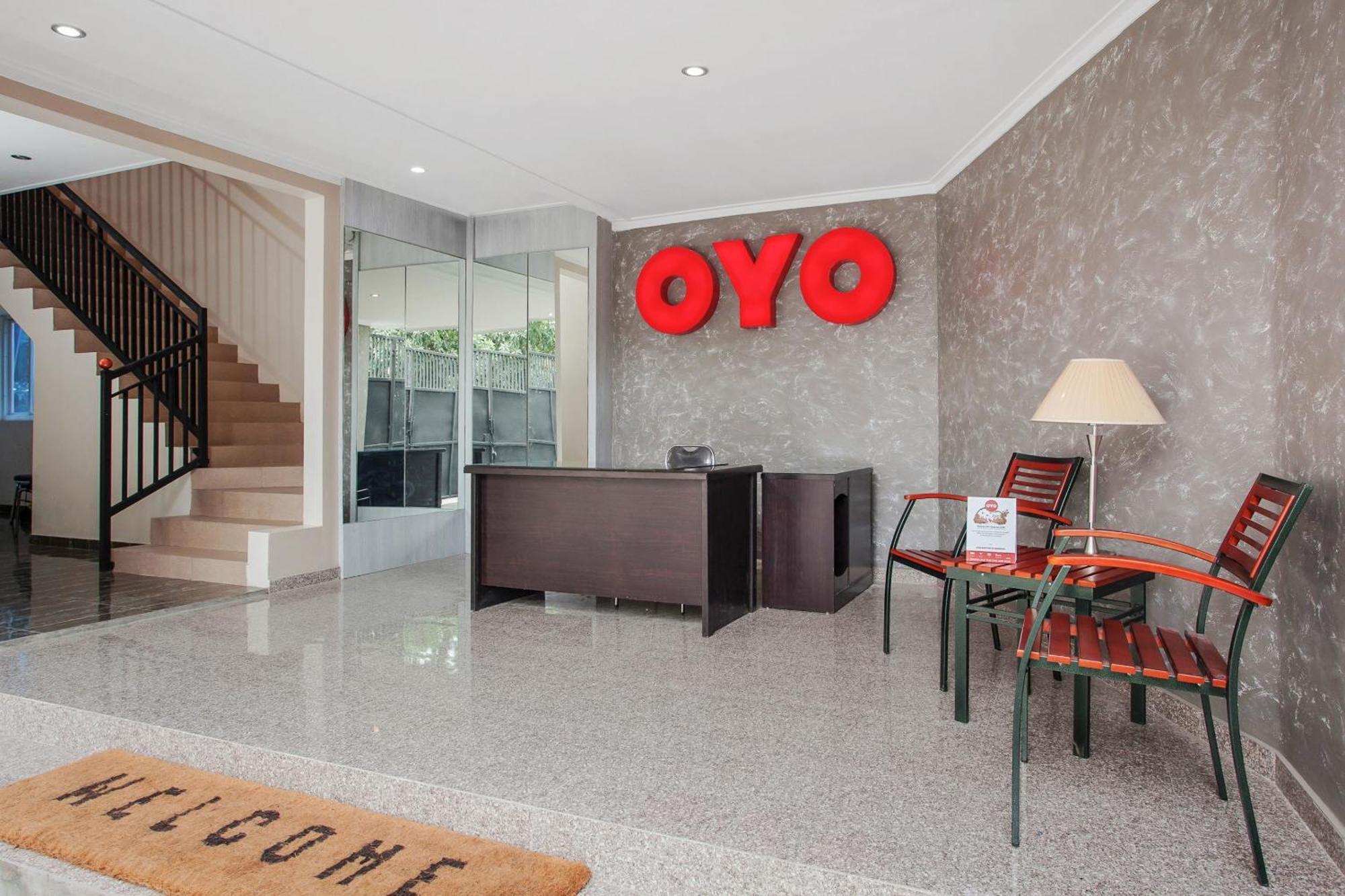 Super Oyo Capital O 134 Lg Residence Surabaia Exterior foto